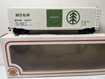 Bachmann - Ho Scale Md&w 10017 White Green Box Car New!. Fixed Price $10.95.