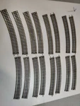 Atlas Ho Code 100 Nickel Silver 22" Radius Snap Track Lot Of 16 Sections. Fixed Price $20.00.