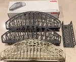 Rklin Ho Model Railroad Bridge 74636, Pier, Truss, Gray/beige Plastic, 1:87. Fixed Price $150.00.
