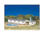 Bachmann Motel W/ Pool (ho Scale) BAC45214. Fixed Price $32.99.