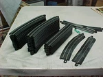 32 Pieces Ho Scale Bachmann E-z Track 23 Curve 7 Straight Left Turnout. Fixed Price $65.00.