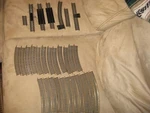 Atlas Tracks Ho Scale Bronze Train Lot Of 30 Pieces - Type "r". Fixed Price $28.95.