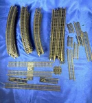 Atlas Ho Track Lot 70 Pcs/ 18" (12) & 15" (24) Curves, Straights (22), Bumpers+. Fixed Price $30.00.