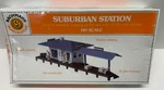 Bachmann Ho Suburban Station 45173. New - Damaged Box.. Fixed Price $7.99.