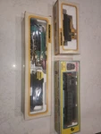 Ho Scale Model Train Lot 4 Locomotives + Cars, Track, Power Pac. Fixed Price $150.00.