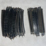 Lot 19 Lionel 0909 Straight Track, 32 0989 Curved Used. Fixed Price $66.30.