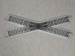 Bachmann E-z Track Ho 33 Crossing H4440-A Ts. Fixed Price $15.99.